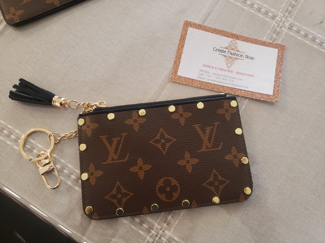 Louis Vuitton Pouch with Key clasp