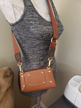 Load image into Gallery viewer, Crossbody bum bag
